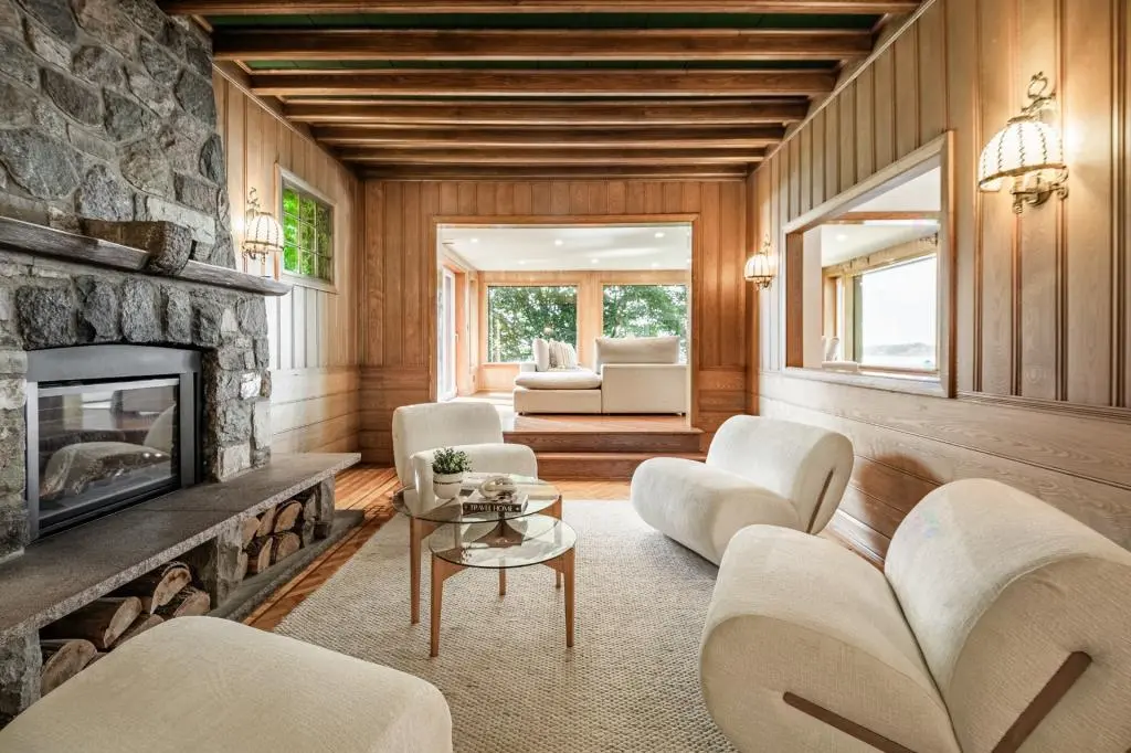 Modern Living Room Enhanced with Professional Home Staging