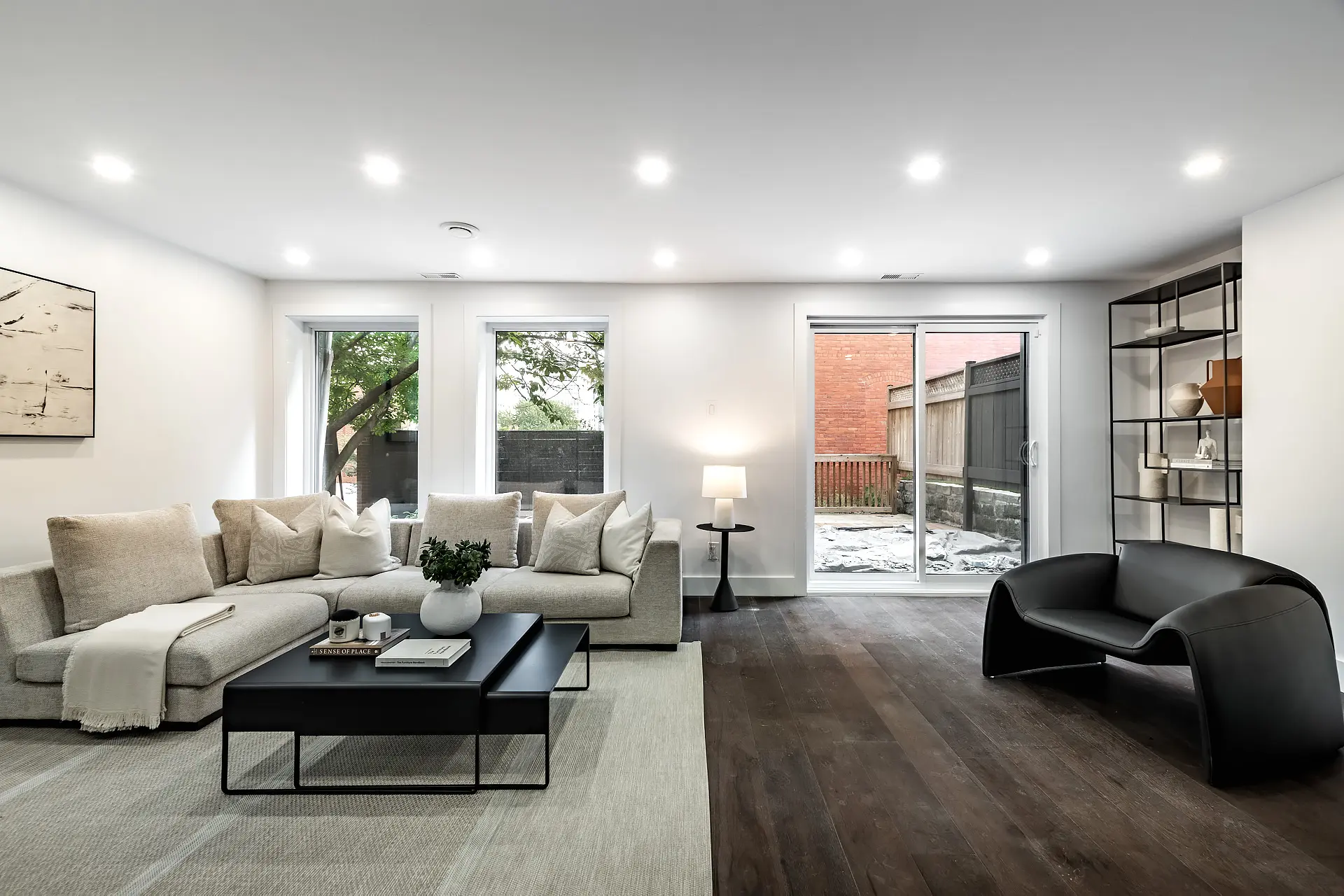 Salon modernisé grâce au home staging professionnel